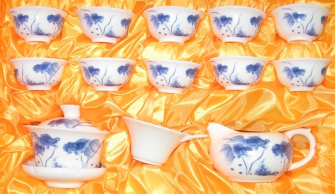 福建茶具批发福建普通系列陶瓷茶具销售
